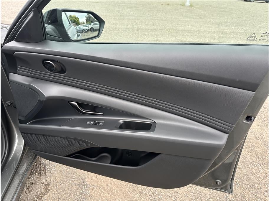 2026 Hyundai ELANTRA SEL Sport Sedan 4D