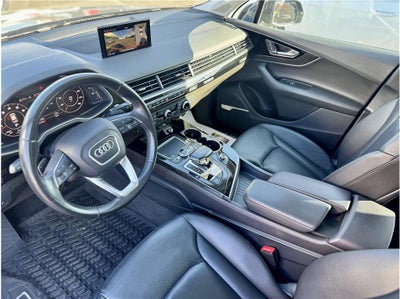 2019 Audi Q7 55 TFSI SE Premium Plus Sport Utility 4D