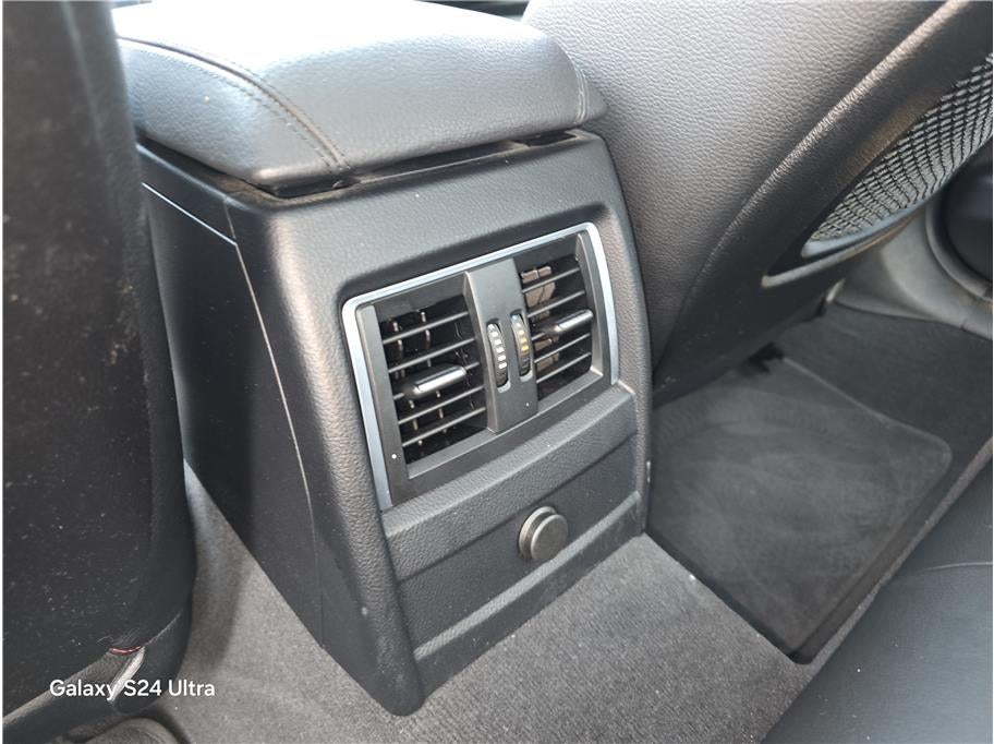 2018 BMW 3 Series 330i Sedan 4D