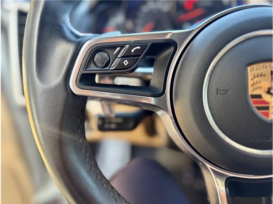 2018 Porsche Cayenne Sport Utility 4D