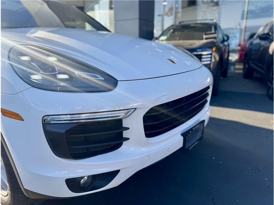 2018 Porsche Cayenne Sport Utility 4D