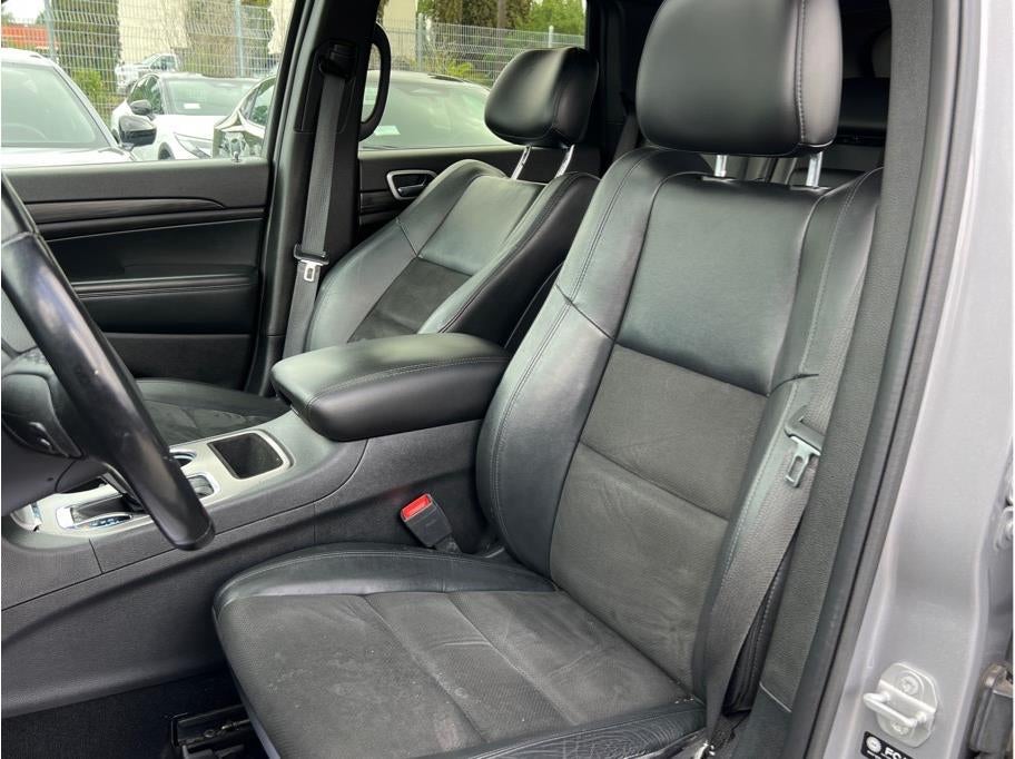 2021 Jeep Grand Cherokee Laredo X Sport Utility 4D