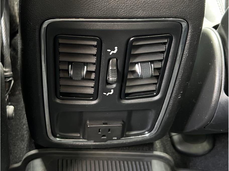 2021 Jeep Grand Cherokee Laredo X Sport Utility 4D