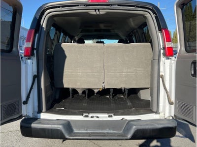 2017 Chevrolet Express 2500 Passenger LS Van 3D
