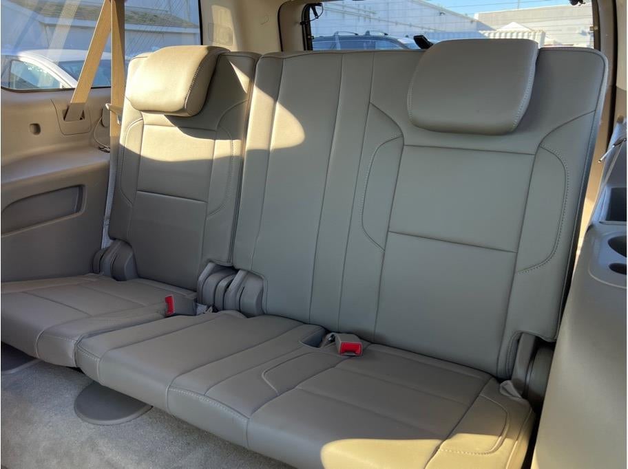 2015 Chevrolet Suburban LT Sport Utility 4D