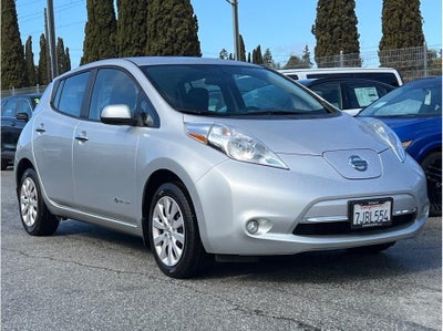 2015 Nissan LEAF S Hatchback 4D
