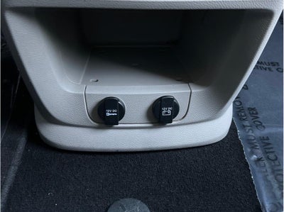 2017 Dodge Grand Caravan Passenger SE Minivan 4D