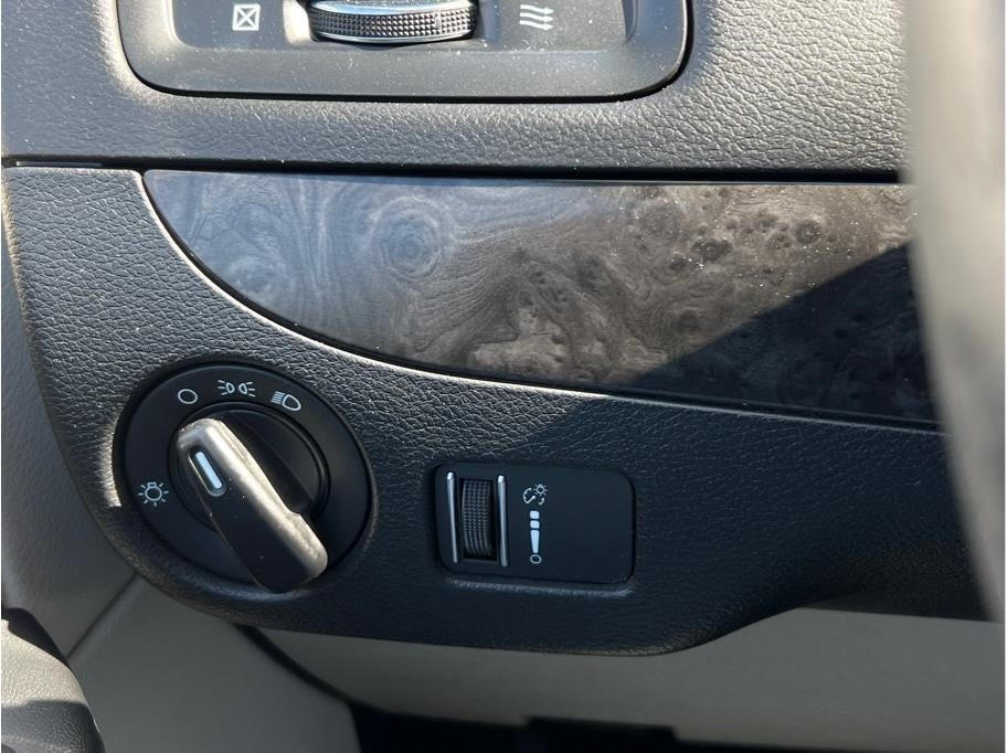 2017 Dodge Grand Caravan Passenger SE Minivan 4D