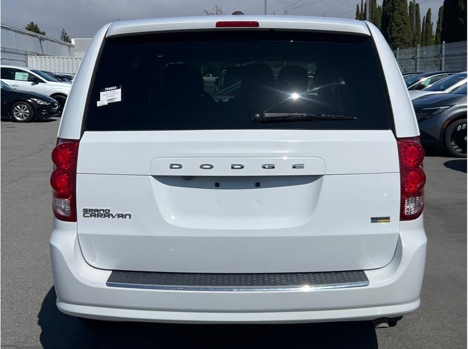 2017 Dodge Grand Caravan Passenger SE Minivan 4D