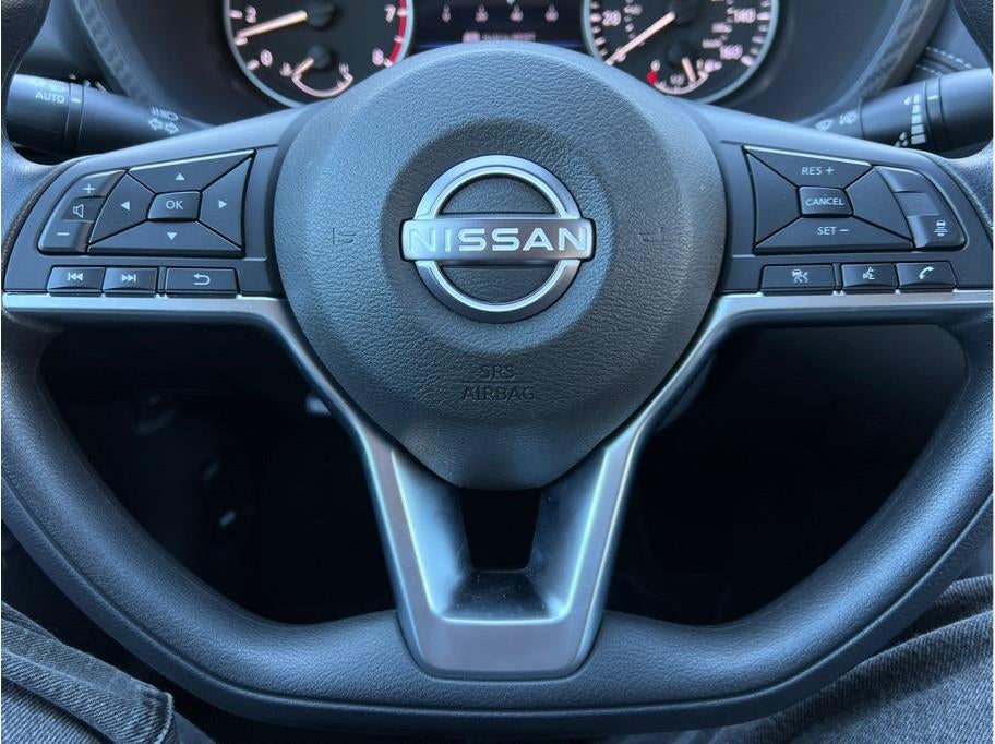 2025 Nissan Sentra SV Sedan 4D