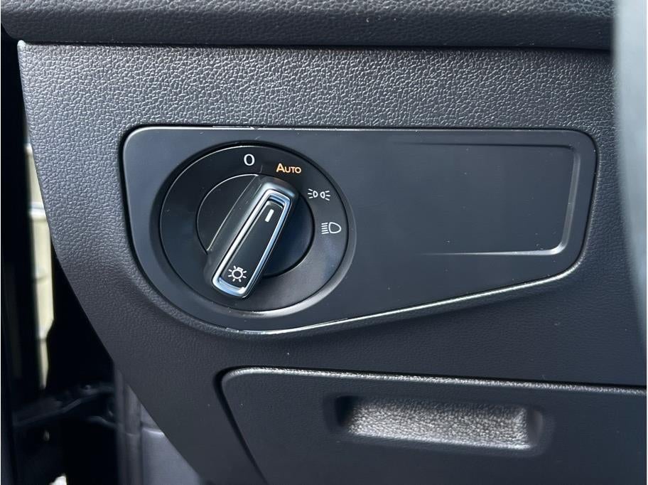 2021 Volkswagen Tiguan SE Sport Utility 4D