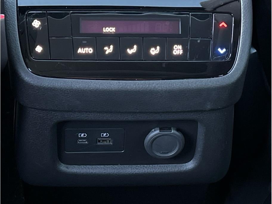 2023 INFINITI QX60 LUXE Sport Utility 4D