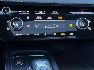 2023 INFINITI QX60 LUXE Sport Utility 4D