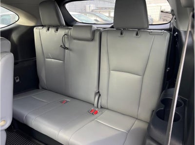 2021 Toyota Highlander XLE Sport Utility 4D