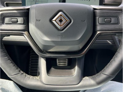 2024 Rivian R1S Dual Motor Large Pack