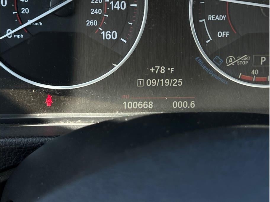 2017 BMW 3 Series 330i xDrive Sport Wagon 4D