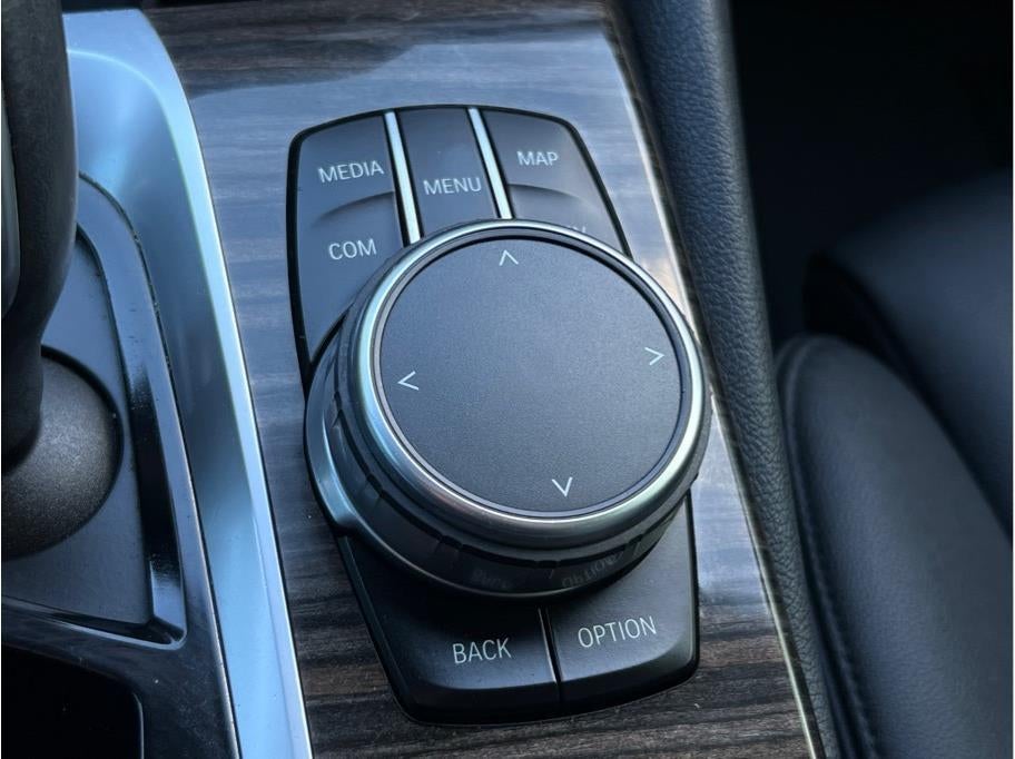 2018 BMW 5 Series 530i Sedan 4D