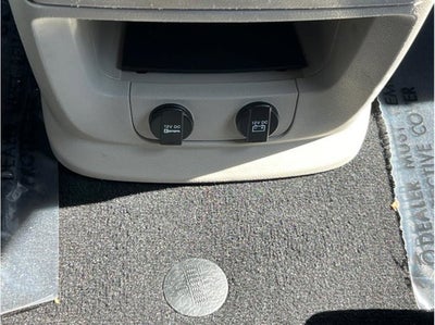 2017 Dodge Grand Caravan Passenger SE Minivan 4D