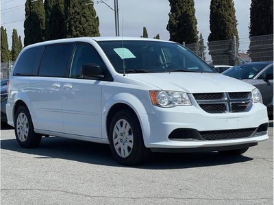 2017 Dodge Grand Caravan Passenger SE Minivan 4D