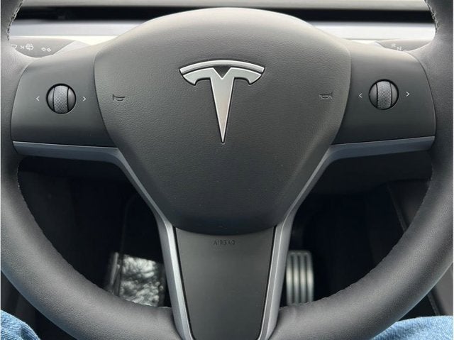 2022 Tesla Model Y Performance Sport Utility 4D