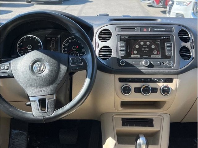 2015 Volkswagen Tiguan 2.0T SEL Sport Utility 4D