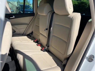 2015 Volkswagen Tiguan 2.0T SEL Sport Utility 4D