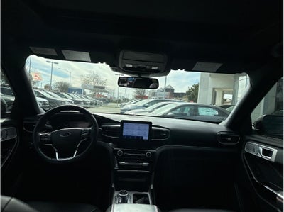 2022 Ford Explorer ST-Line Sport Utility 4D