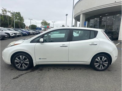 2016 Nissan LEAF SL Hatchback 4D