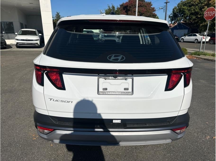 2026 Hyundai TUCSON SE FWD