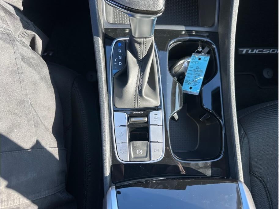 2026 Hyundai TUCSON SE FWD