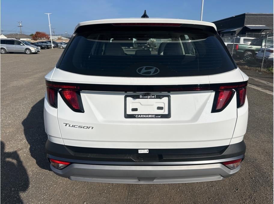 2026 Hyundai TUCSON SE FWD