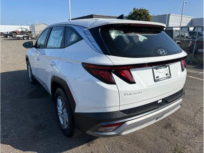 2026 Hyundai TUCSON SE FWD