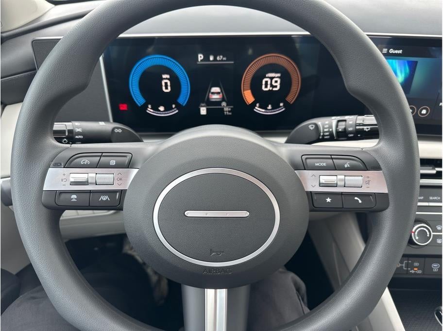 2026 Hyundai TUCSON SE FWD