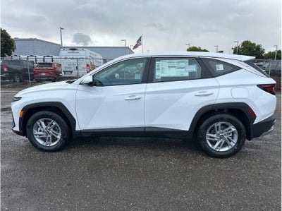 2026 Hyundai TUCSON SE FWD