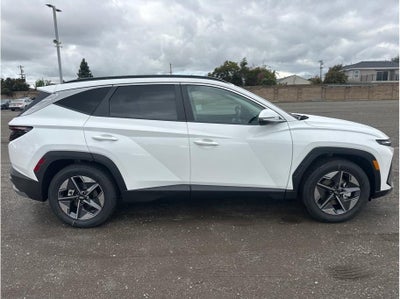 2026 Hyundai TUCSON SEL Premium FWD