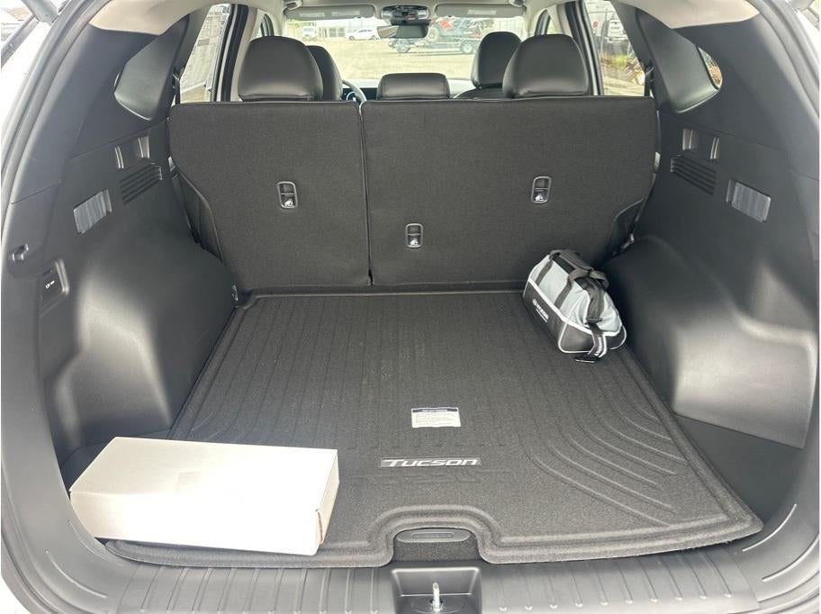 2026 Hyundai TUCSON SEL Premium FWD