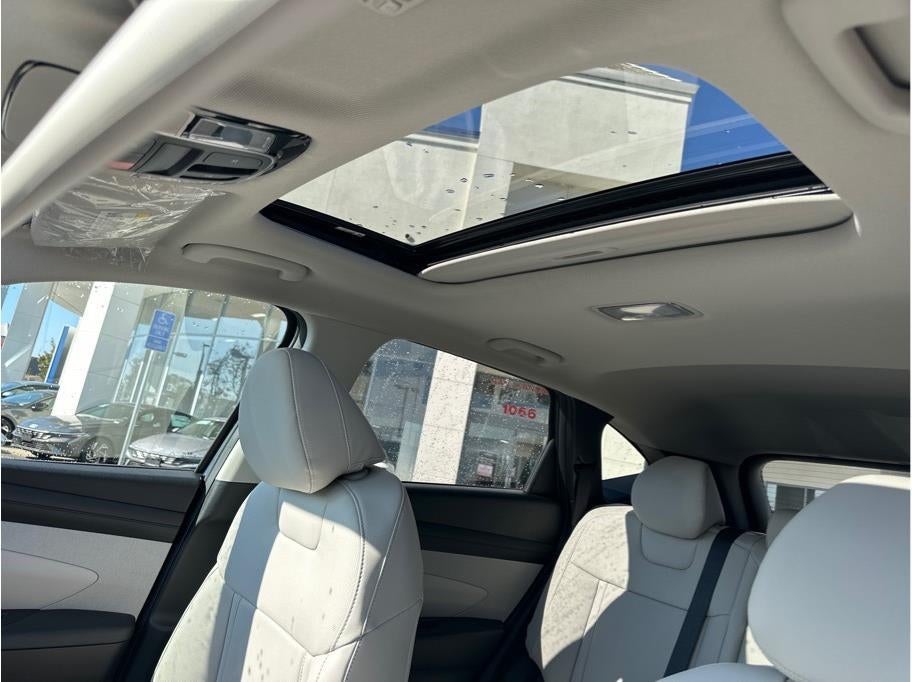 2026 Hyundai TUCSON SEL Premium FWD