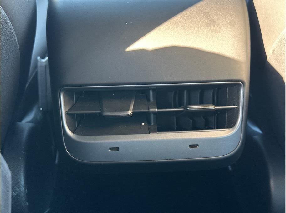 2022 Tesla Model 3 Long Range Sedan 4D