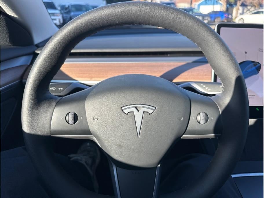 2022 Tesla Model 3 Long Range Sedan 4D