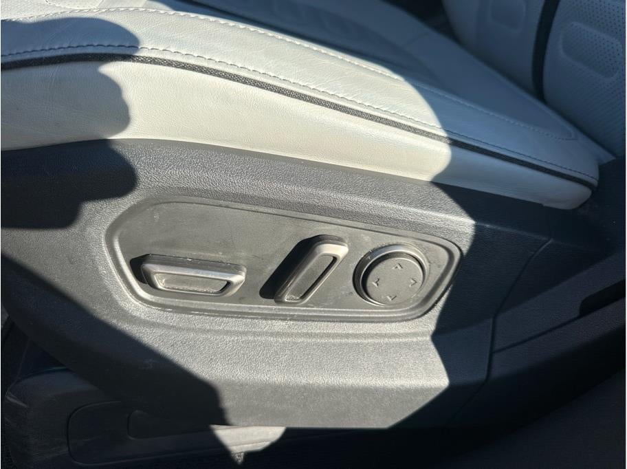 2023 Rivian R1S Adventure Sport Utility 4D