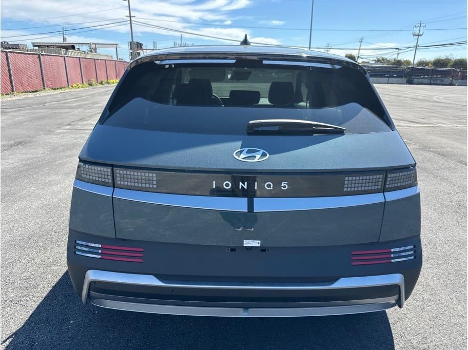 2026 Hyundai IONIQ 5 SE