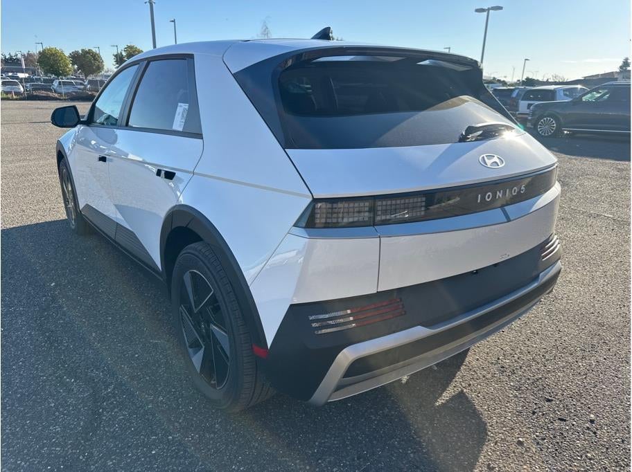 2026 Hyundai IONIQ 5 SE