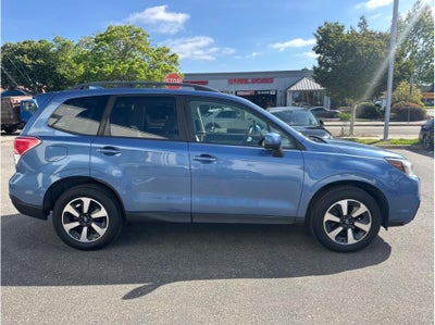 2018 Subaru Forester 2.5i Premium Sport Utility 4D