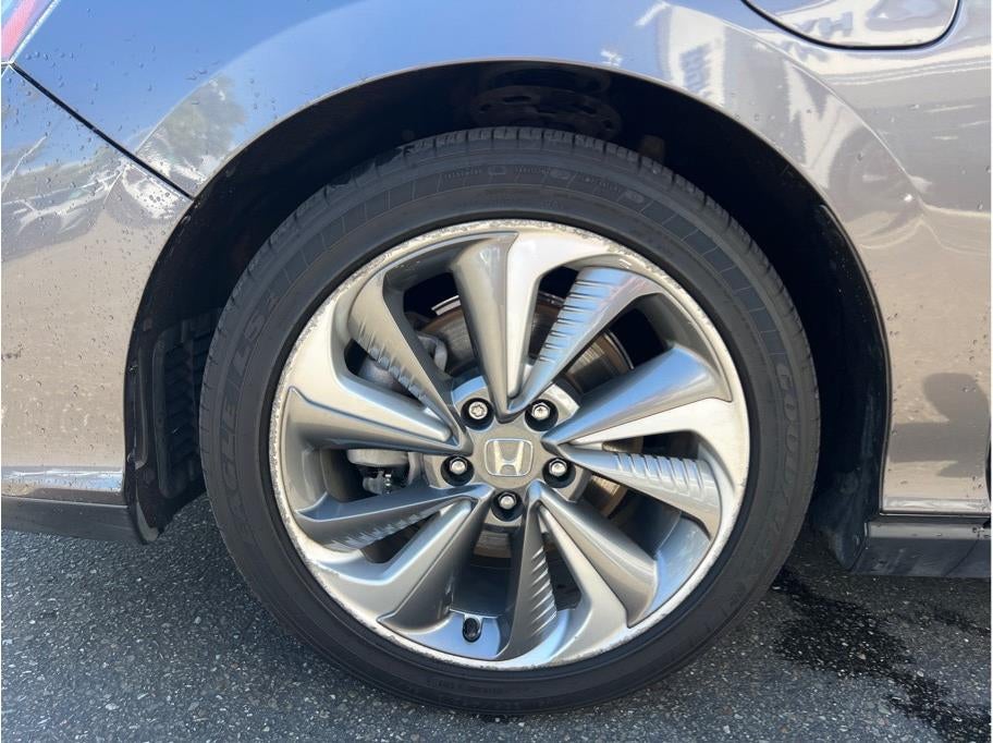 2018 Honda Clarity Plug-in Hybrid Sedan 4D