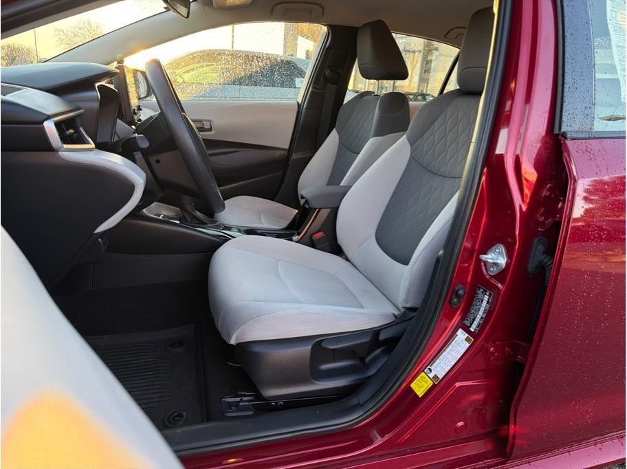 2022 Toyota Corolla Hybrid LE Sedan 4D