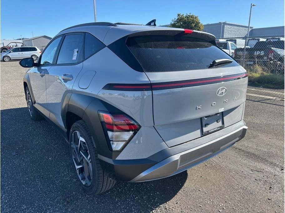 2026 Hyundai KONA SEL Premium FWD