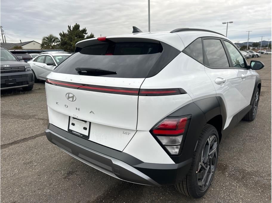 2026 Hyundai KONA SEL Premium FWD