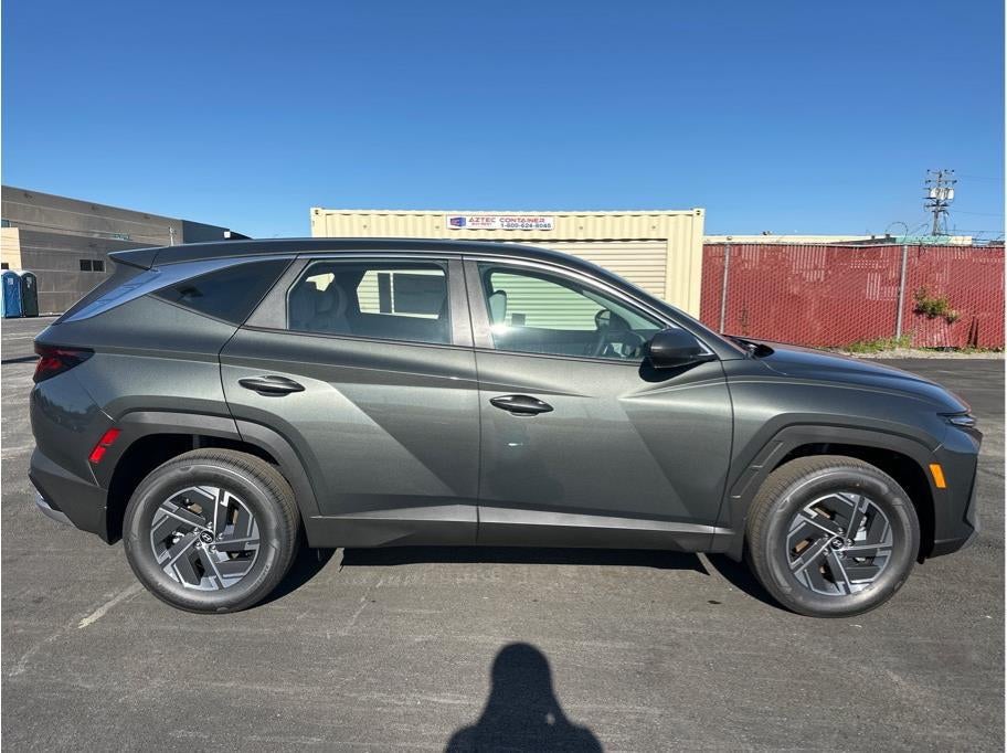 2026 Hyundai TUCSON HYBRID Blue