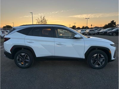 2026 Hyundai TUCSON HYBRID SEL AWD