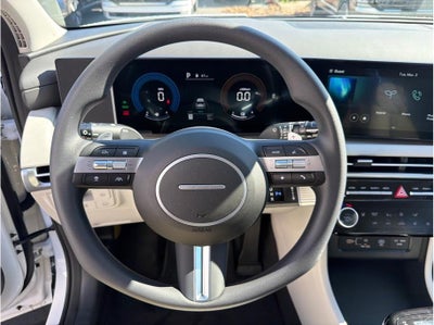 2026 Hyundai TUCSON HYBRID SEL AWD